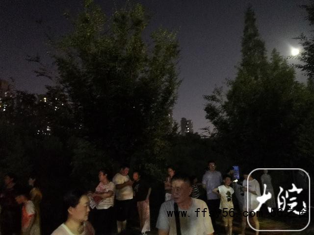合肥地震有市民家中吊灯摇晃