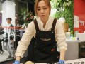30岁女星餐厅打工 还要洗厕所 回顾事情经过！