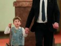 马斯克幼子新中式穿搭获外国网友盛赞 背后真相让人惊愕！
