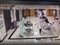 男子陪妻子就医时突然心跳骤停 生死救援70秒【今日】