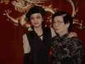 梅艳芳母亲去世，从替母还债到设立信托，梅艳芳与母亲覃美金的复杂母女情！