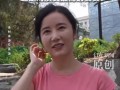47岁“剧抛脸”演员张彤街拍走红，网友：这才是真正的剧抛脸
